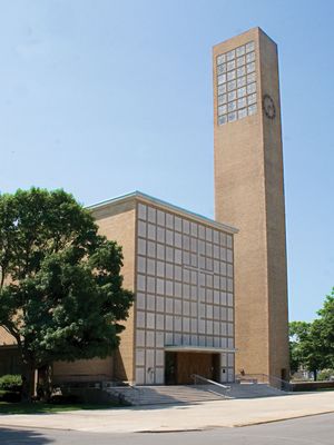 Eliel Saarinen: First Christian Church