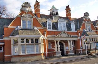 Teddington: Carnegie Library