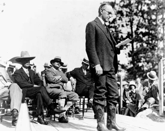 President Coolidge dedicating Mount Rushmore National Memorial