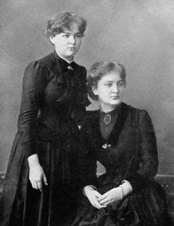 Marie Skłodowska (Marie Curie) and her sister Bronisława Skłodowska