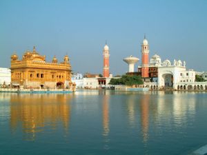 Amritsar: Golden Temple and dining hall