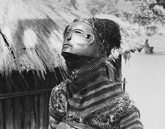 mask representing the mwanapwo