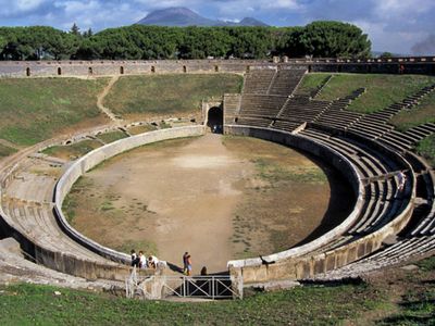 Pompeii: amphitheatre