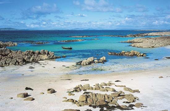 County Galway: beach at Connemara