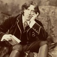 Irish author Oscar Wilde, photograph (albumen silver print)by Napoleon Sarony, 1882.