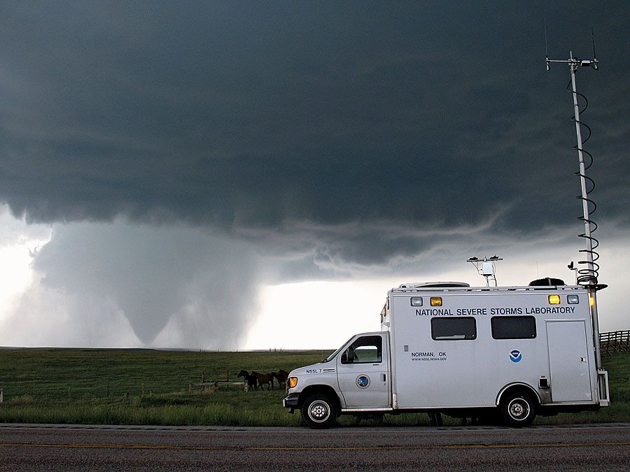 tornado tracking