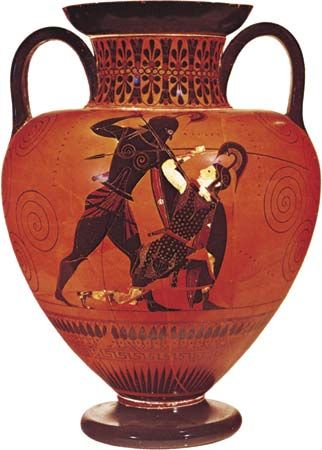 Exekias: Greek amphora depicting Achilles slaying Penthesilea