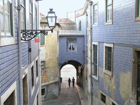 “Arco de Jesus” alley