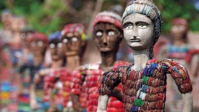 Chandigarh. Statuettes at the Rock Garden of Chandigarh a sculpture park in Chandigarh, India, also known as Nek Chand's Rock Garden. Created by Nek Chand Saini an Indian self taught artist. visionary artist, folk artist, environmental art