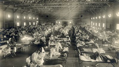 Emergency hospital during 1918 Influenza epidemic, Camp Funston, Kansas.