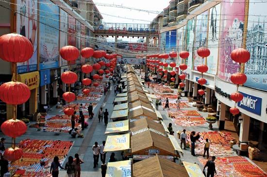 open-air market in Sanya