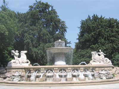 Hildebrand, Adolf von: Wittelsbach Fountain