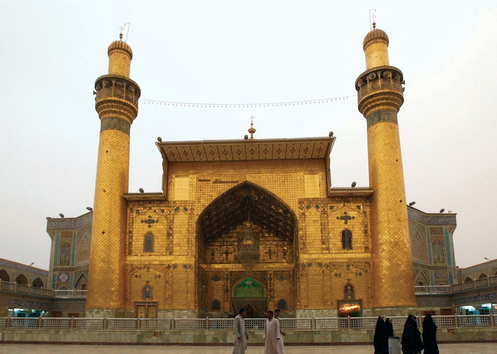 Najaf: shrine of ʿAlī ibn Abī Ṭālib