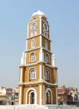 Siālkot: clock tower