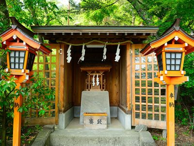 Shintō shrine