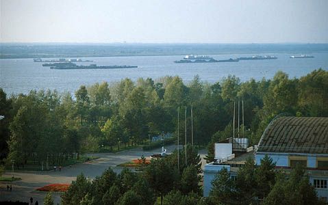 Traffic on the Amur River at Khabarovsk, eastern Siberia.