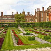 The Pond Gardens, Hampton Court palace and garden, London, England. (horizontal)