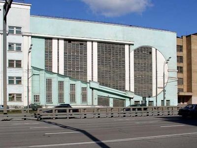 Konstantin Melnikov: Intourist Garage