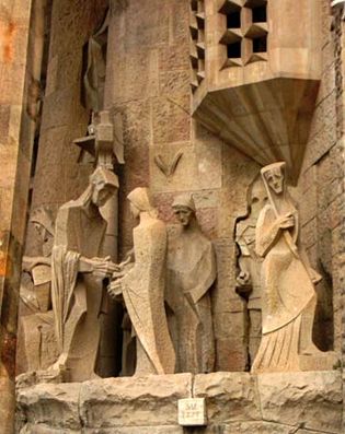 Sagrada Família: sculpture of Pontius Pilate