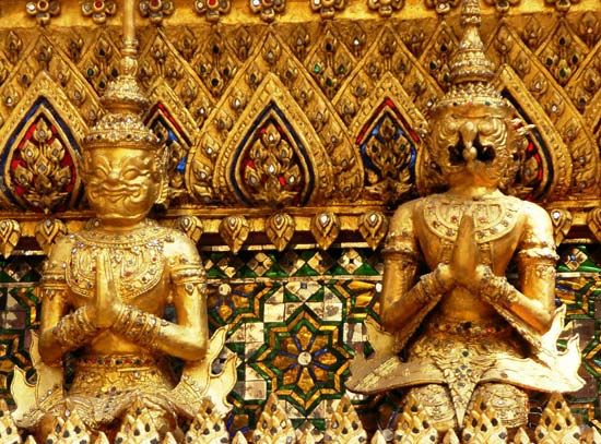 Bangkok: Temple of the Emerald Buddha