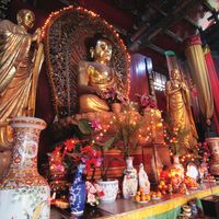 Buddhism: temple in Kunming, China