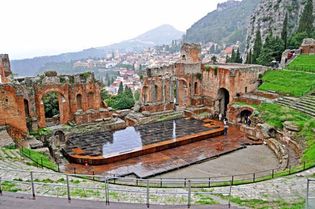 Taormina, Sicily: theatre