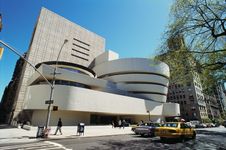 Frank Lloyd Wright: Guggenheim Museum