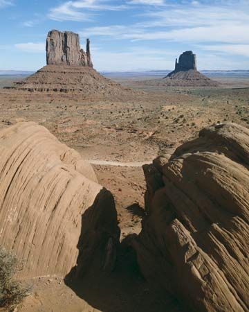 Mitten buttes in Monument Valley Navajo Tribal Park, Arizona.