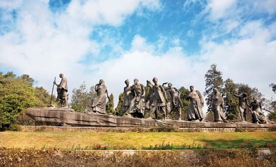 Salt March sculpture