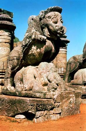 Vyala pouncing on an elephant, khondalite, mid-13th century; on the Surya Deula (Sun Temple), at Konarak, Orissa, India.