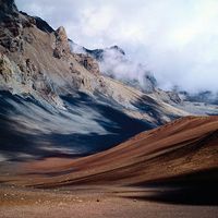 Hawaiian volcanic crater, Hawaii