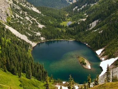 Lake Ann in North Cascades National Park, Washington