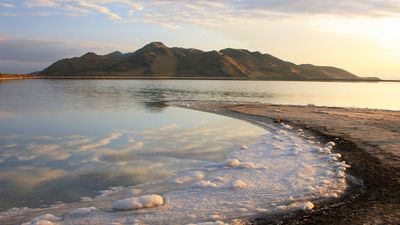 Great Salt Lake: Stansbury Island