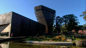 Learn about the redesigned de Young Museum of Art, California