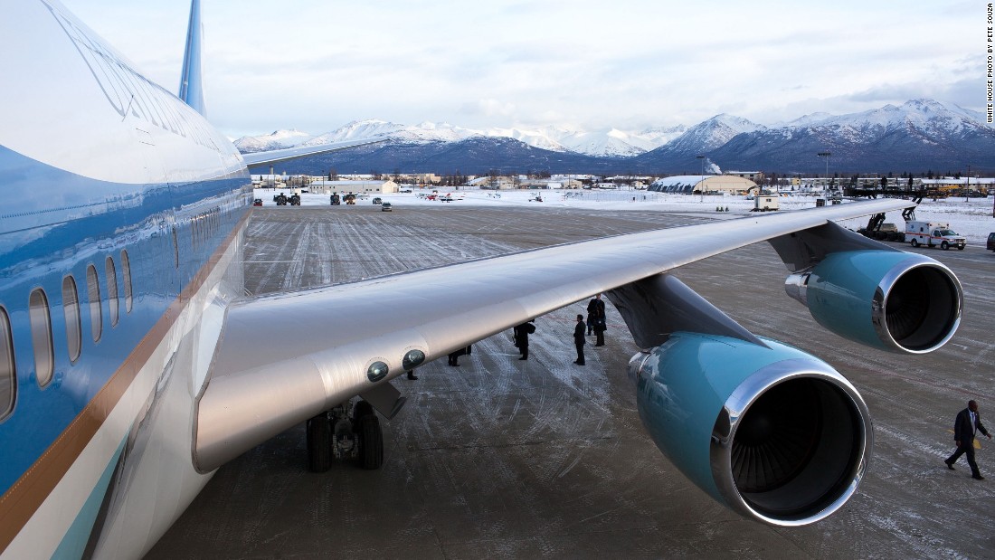 Air Force One refueling at Elmendorf Air Force Base near Anchorage, Alaska, on November 12, 2009. 