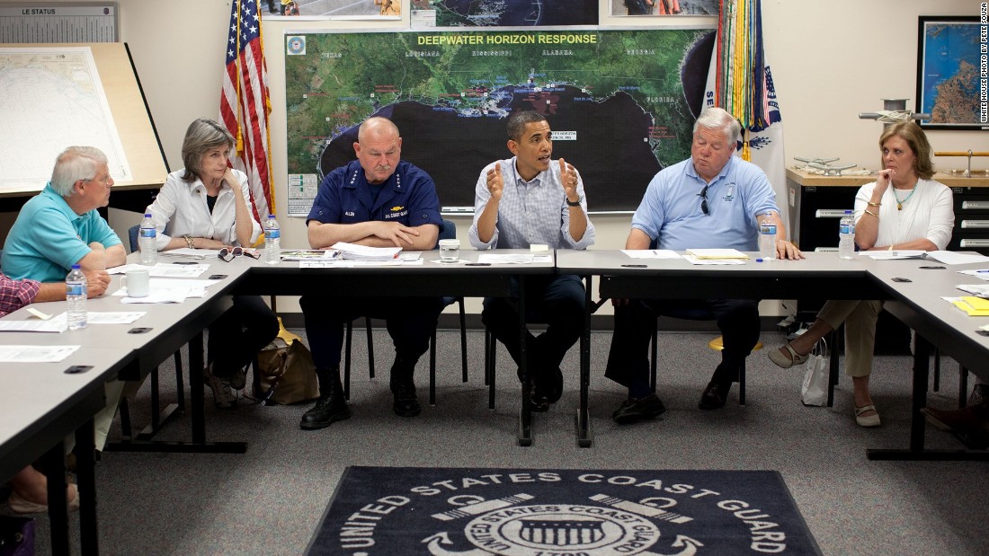 Meeting on the BP oil spill in the Gulf of Mexico at the Gulfport Coast Guard Station in Mississippi on June 14, 2010. 