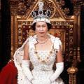 17 queen elizabeth ii unfurled