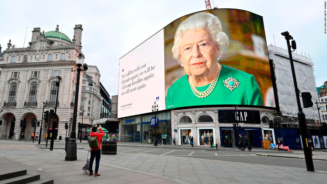 An image of the Queen appears in London&#39;s Piccadilly Square, alongside a message of hope from her &lt;a href=&quot;https://edition.cnn.com/2020/04/05/uk/queen-elizabeth-ii-coronavirus-address-gbr-intl/index.html&quot; target=&quot;_blank&quot;&gt;special address to the nation&lt;/a&gt; in April 2020.