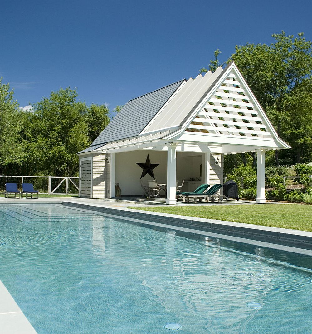 Beach style and contemporary charm rolled into one inside the pool house [Design: HP Rovinelli Architects / Photography: Peter Kucinski]