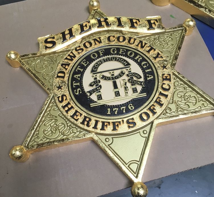 M7332 - Carved 3D Gold-Leaf Gilded Wall Plaque of the Badge of the Dawson County Sheriff's Office with the Seal of  Georgia