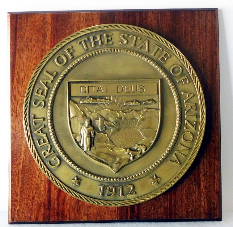 M7125 --3D Brass-plated  Plaqueof the Great Seal of the State of Arizona mounted on a Mahogany Board 