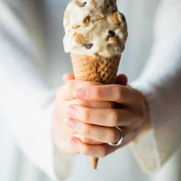 Vegan Cookie Dough Banana Ice Cream - This simple, vegan banana ice cream recipe has chunks of cookie dough! You'll never believe it's a healthy, gluten, dairy, and refined sugar free summer treat! | Foodfaithfitness.com | @FoodFaithFit