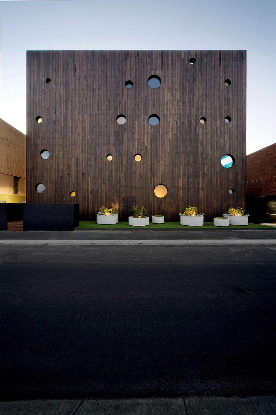 Metalic facade Demerly Architects