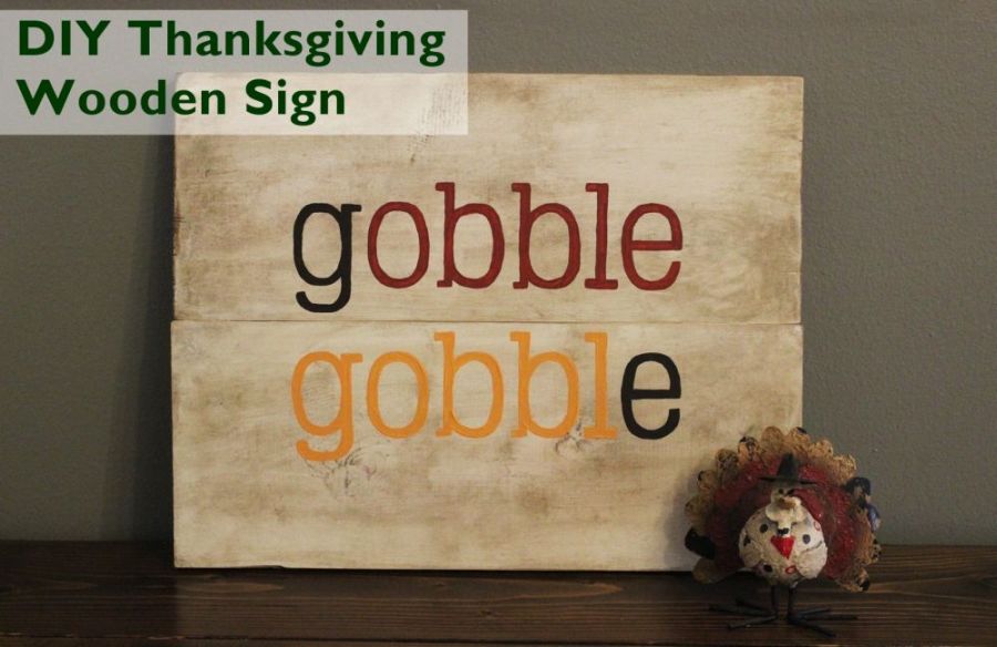 A cute wooden sign for Thanksgiving