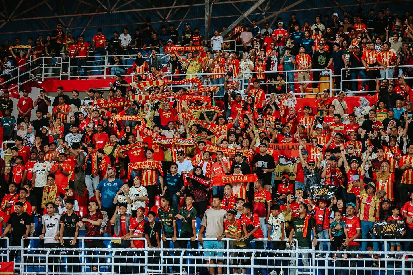 Spectators watch a game between Selangor FC and Perak FC at the MBPJ Stadium in Malaysia on June 23. Photo: Facebook/selangorfc