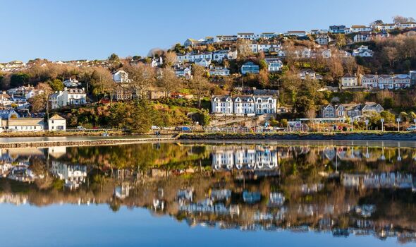 cornwall police train crash latest holiday park looe