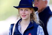 lady louise windsor looks queen mary