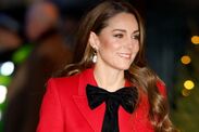 Princess Kate bow christmas carol concert 