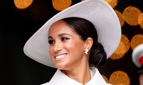 meghan markle chignon bun