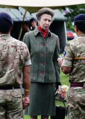 princess anne royal engagement green tweed suit